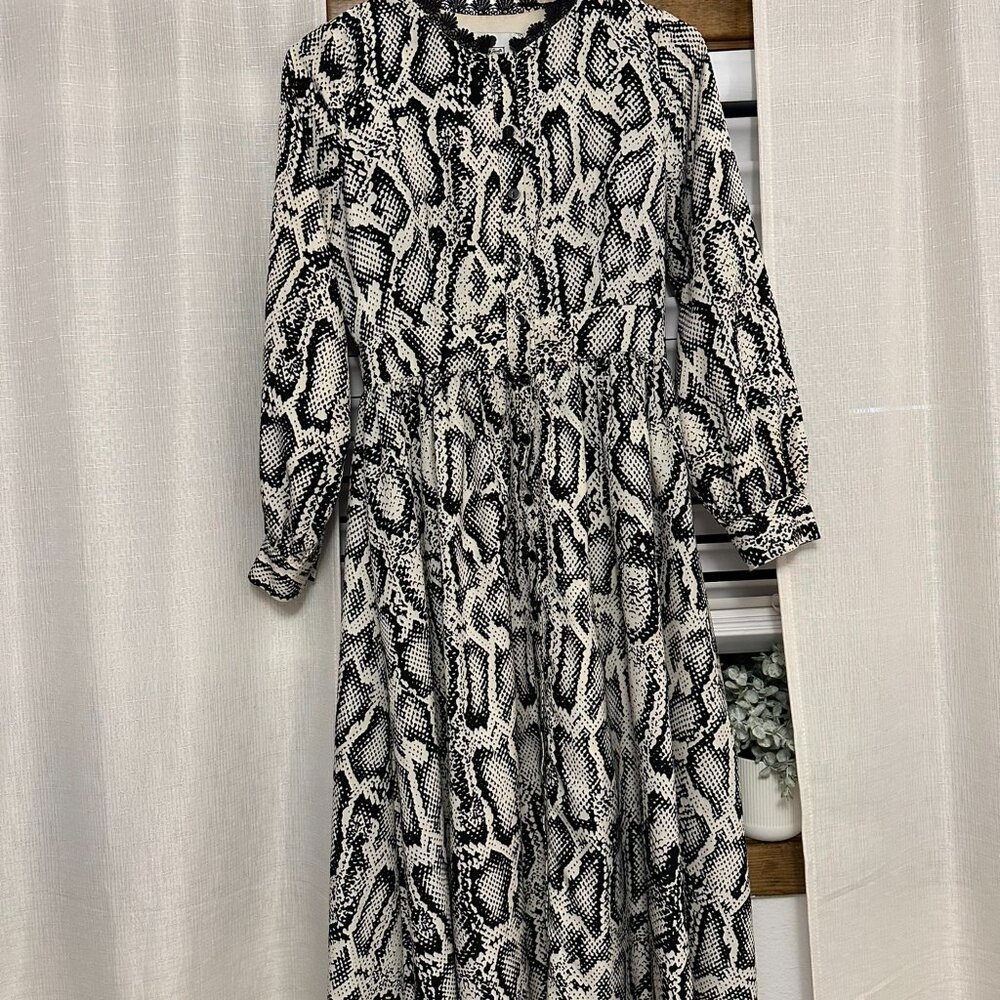 Dainty Jewell's Snake Print Dress - Picture 2 of 5